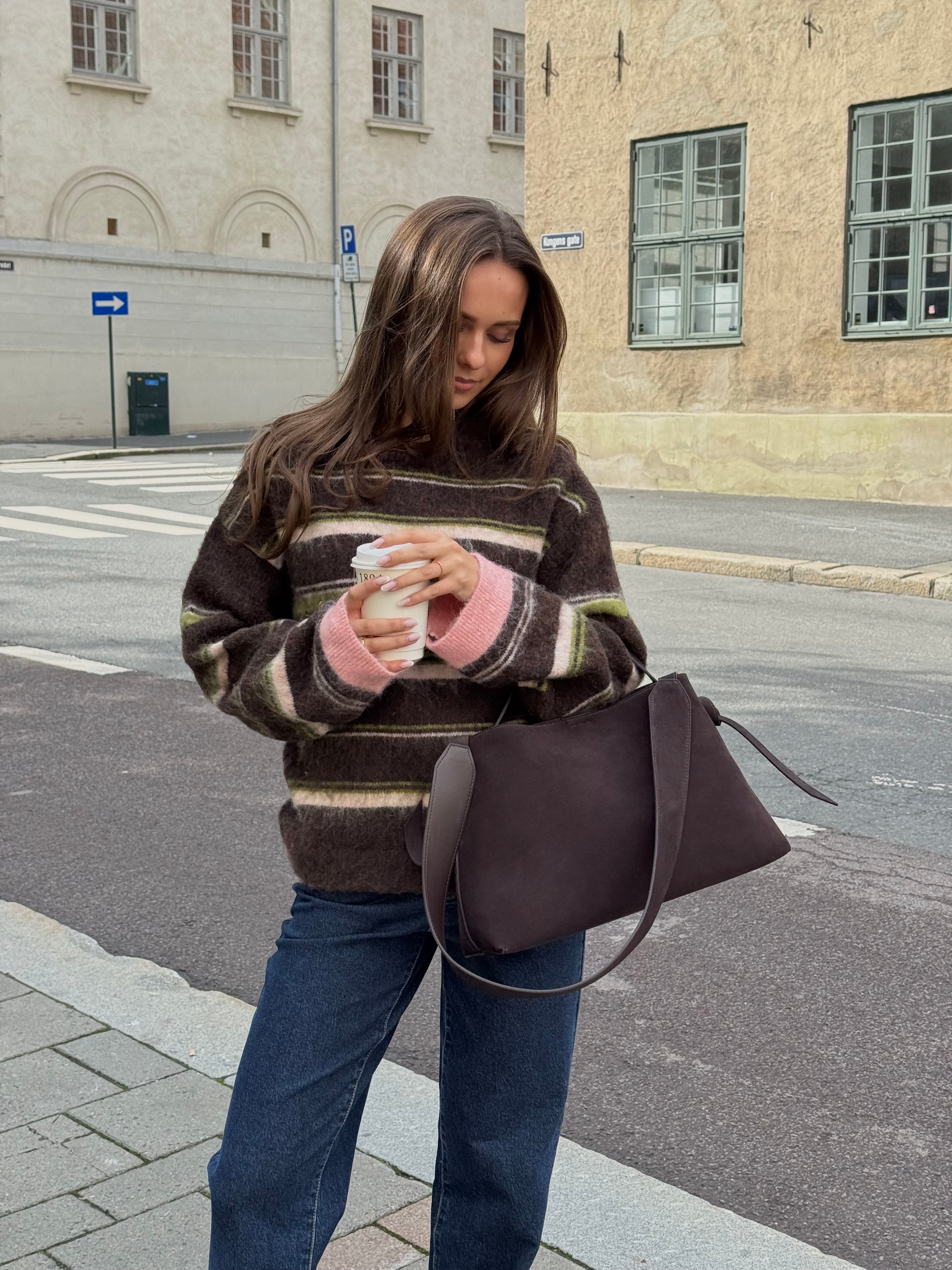 OBJALILI Pullover - Seal Brown